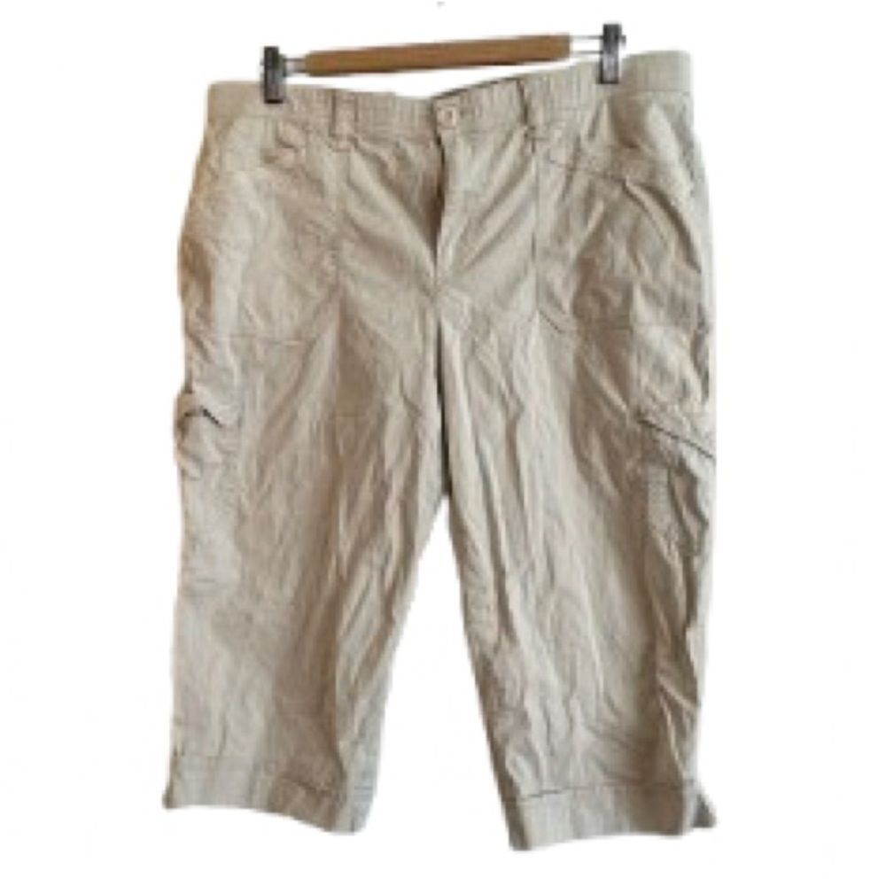 Gloria Vanderbilt Light Tan Capri Pants - Size 14